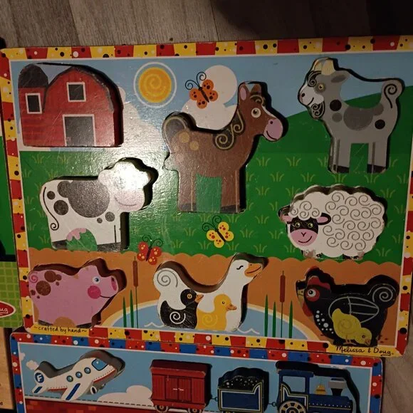 Lot of 5 chunky puzzles and board book with figures, Melissa and Doug, Simplex - Picture 5 of 6